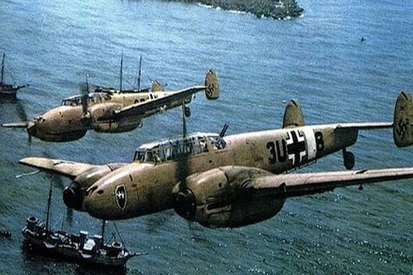 Messerschmitt Bf-110: "Ác quỷ săn đêm" ít biết của Không quân Đức một thời