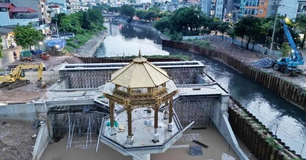 Đập tràn giữ nước trên sông Tô Lịch có kiến trúc 'lạ mắt'