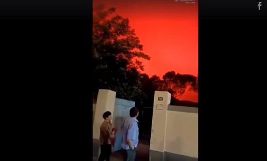 Bầu trời bỗng dưng “đỏ như máu” ở Trung Quốc: Lời giải cực bất ngờ!