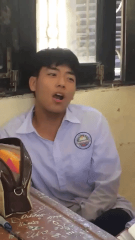 Không còn vẻ ngô ngố…