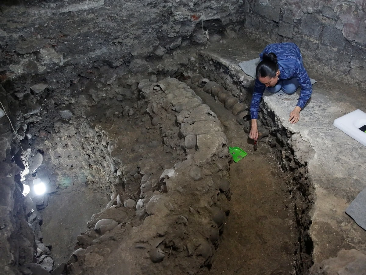 Sự thật giật mình về tháp đầu lâu của người Aztec