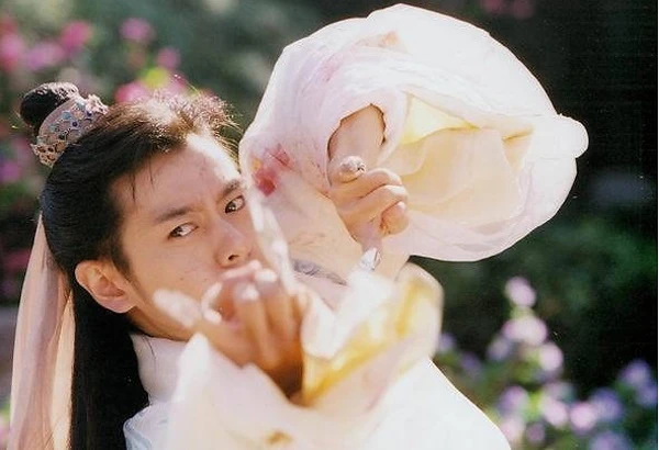 Sự thật té ngửa về môn võ thượng thừa Lăng ba vi bộ