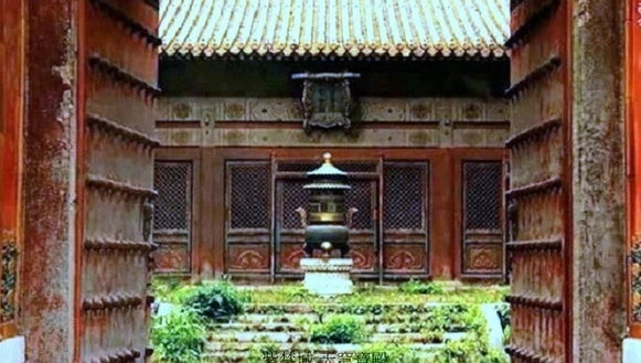 Cung điện bí mật nào có tới 3 lớp chìa khoá trong Tử Cấm Thành?