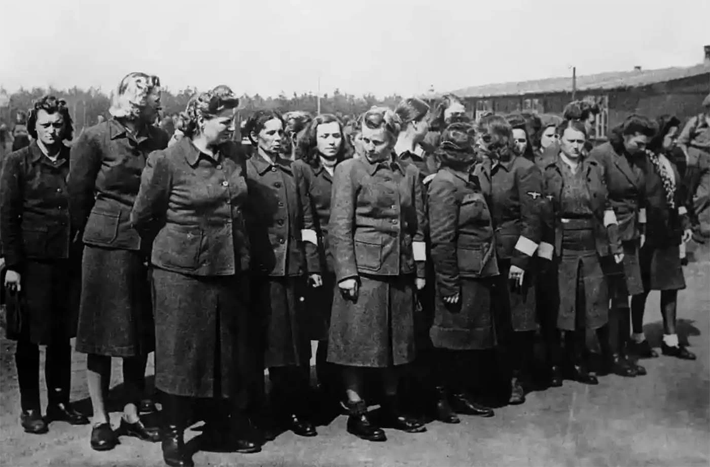 Ớn lạnh những nữ “đao phủ” tàn ác trong trại tập trung của Hitler