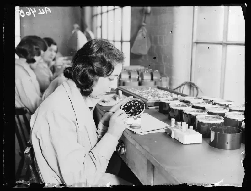 Sự thật chết chóc về công việc của “những cô gái radium“