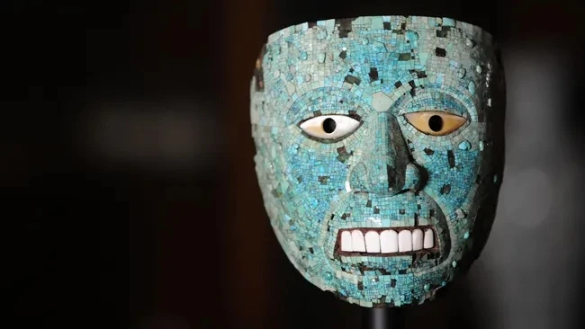 Chi tiết bí ẩn trên mặt nạ cổ quý hiếm của người Aztec