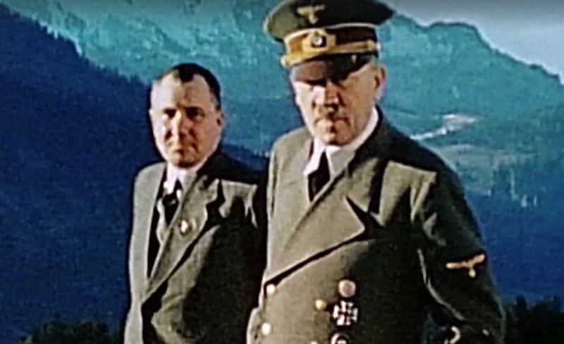 Tiết lộ nóng về thư ký tuổi Tý cực lại hại của Hitler