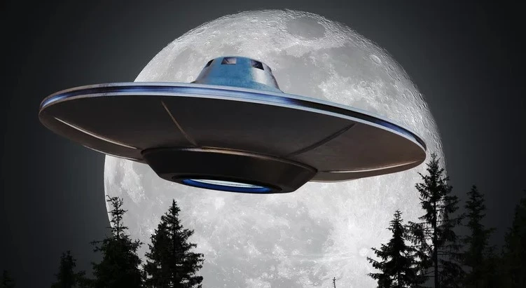 Chấn động bằng chứng UFO xuất hiện, "bắt người" từ 1.000 năm trước?