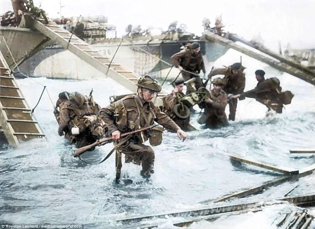 Hitler "ăn quả lừa đau đớn" trong cuộc đổ bộ Normandy thế nào?