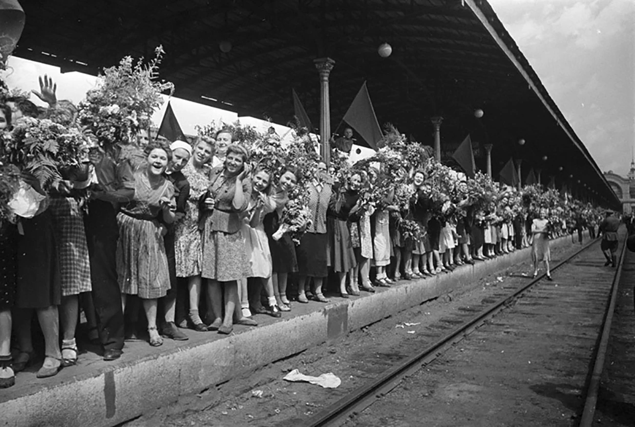 Ảnh hiếm hoi về cuộc sống ở Liên Xô năm 1945