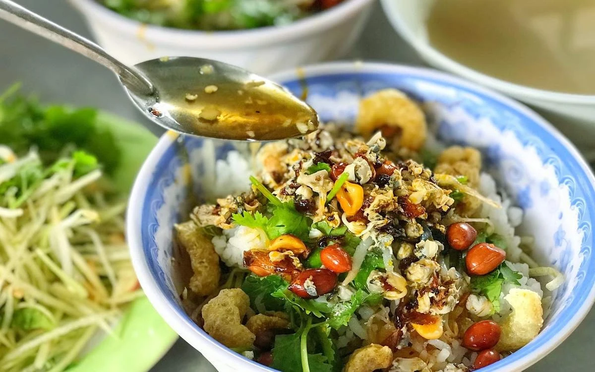 Ẩm thực Huế có gì hấp dẫn khiến du khách quốc tế mê say?