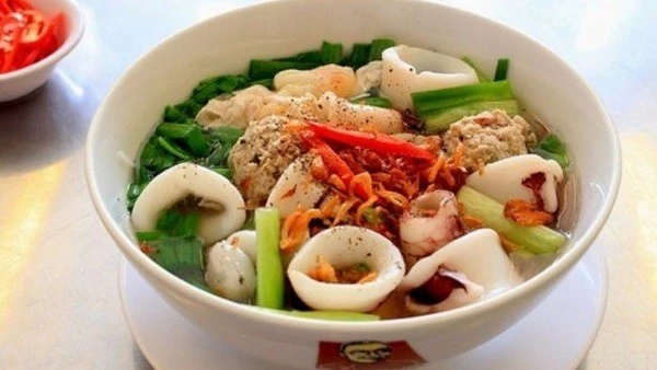 Những quán hủ tiếu nổi tiếng Sài Gòn khiến du khách nhớ mãi không quên