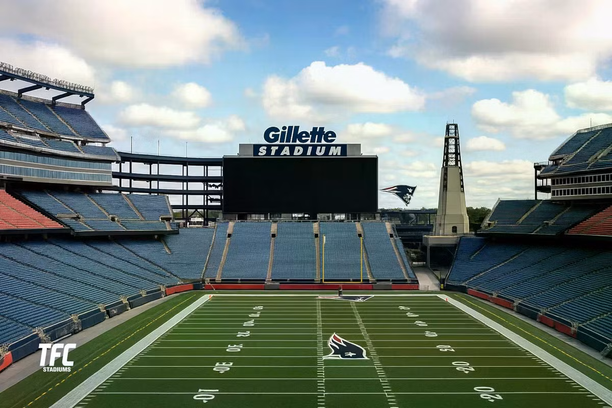 Ý tưởng kiến trúc của sân vận động Gillette được dẫn dắt bởi HOK Sport (nay là Populous) với mục tiêu kiến tạo một công trình dung hòa xuất sắc giữa bản sắc đặc trưng của khu vực và tư duy thiết kế hiện đại. Triết lý chỉ đạo xuyên suốt dự án mang tính tối giản, sự độc đáo của Gillette nằm ở tư duy dung hòa xuất sắc giữa nét thô mộc, kiên cố mang tính lịch sử của vùng New England nhưng có thể vận hành hoàn hảo như một trung tâm giải trí đẳng cấp thế giới. (Ảnh: TFC)
