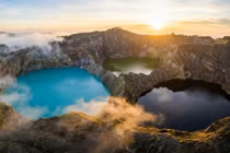 Bí ẩn Kelimutu- ba hồ nước trên cùng một ngọn núi liên tục đổi màu
