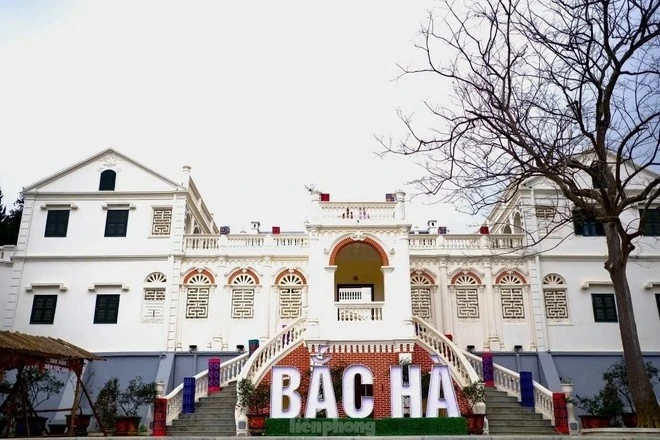 Bất ngờ diện mạo mới của dinh thự "Vua Mèo" Hoàng A Tưởng sau cải tạo