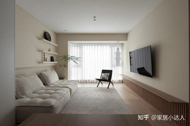 Ngôi nhà không khác viện dưỡng lão của cặp vợ chồng trung niên