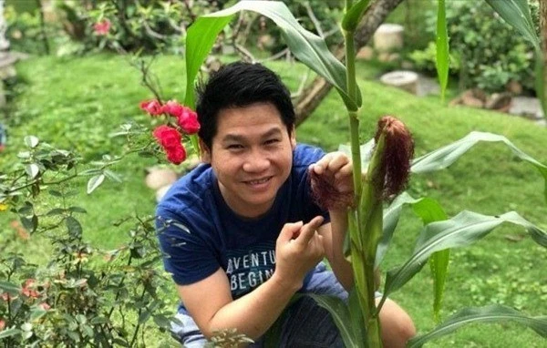 Nhà vườn quanh năm thu hoạch rau trái của "Vua nhạc đỏ"