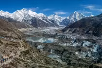 Khám phá 9 sông băng hùng vĩ bậc nhất Nepal