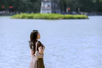 Thu Hà Nội check-in ở đâu, thưởng thức món gì?