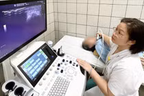 Cứu sống người phụ nữ 61 tuổi ở Phú Thọ mắc u tuyến cận giáp 