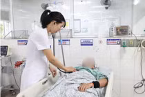 Chỉ một nốt ong đốt, người bệnh 36 tuổi sốc phản vệ độ III