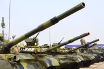 Xe tăng T1 do Việt Nam chế tạo sẽ được trưng bày tại triển lãm quốc phòng