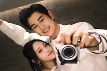 Từ chuyện Kim Sa, vì sao tình yêu lệch tuổi trong showbiz gây tranh luận?