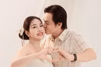 Vợ chồng diễn viên Cao Minh Đạt đón con đầu lòng