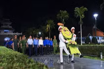 Nhiều tỉnh, thành phố tổ chức Lễ thắp nến tri ân các Anh hùng liệt sĩ 