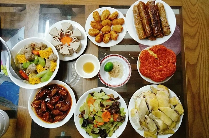 Rằm tháng 7 mùa COVID-19: Cúng sao cho thành tâm, cầu an giải hạn?