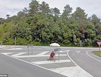 Google làm “lộ” ảnh của gái mại dâm 