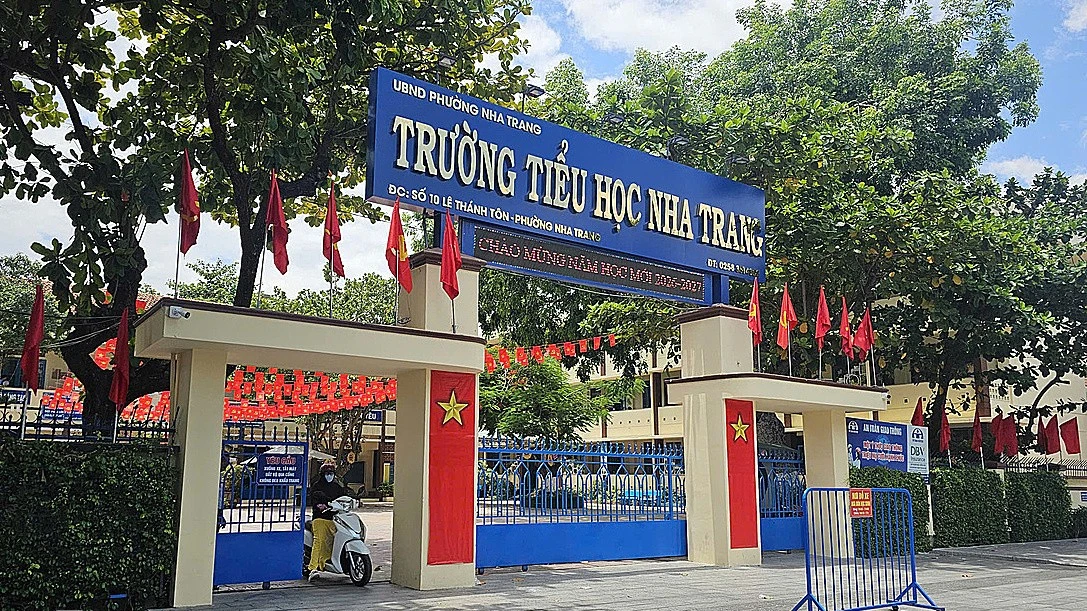 [VIDEO] Siêu trường tiểu học hơn 10.500 học sinh tại Khánh Hòa sau sáp nhập