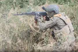 Quân đội Nga tiếp tục công phá vành đai pháo đài Donetsk 