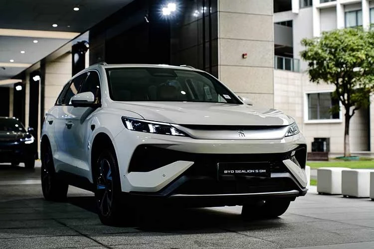 [GALLERY] BYD Sealion 5 lộ diện không che tại Hà Nội, đối thủ mới của Mazda CX-5 