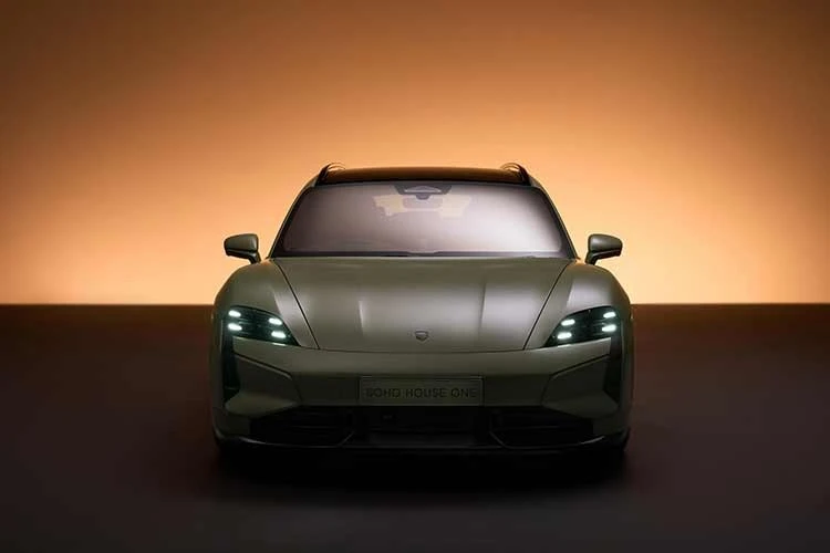 [GALLERY] Ngắm chiếc Porsche Taycan sang trọng nhất từng được chế tạo