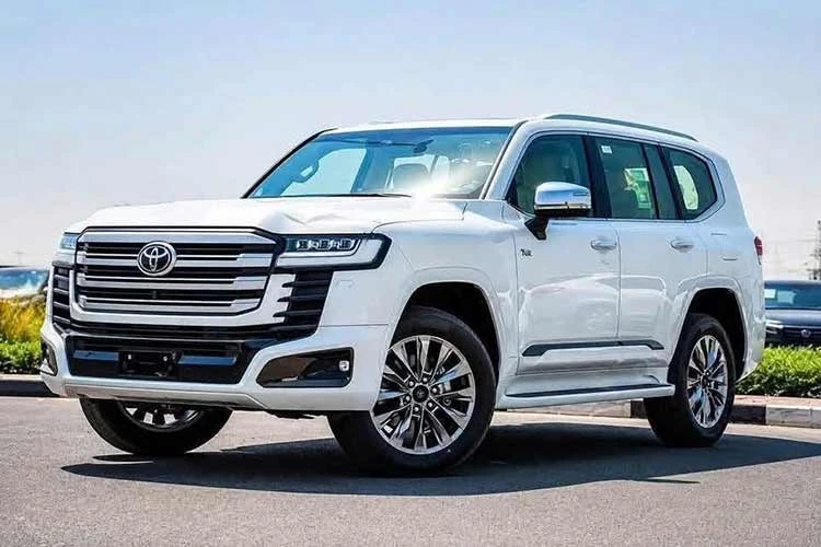 Gallery - [GALLERY] Toyota Land Cruiser Hybrid về Việt Nam sẽ "kèm lạc" gần 1 tỷ đồng? - image 11