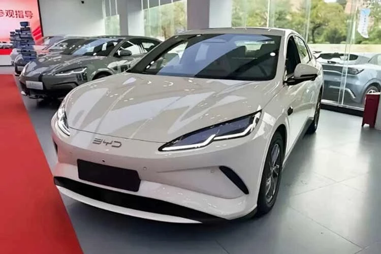Gallery - [GALLERY] BYD Seal 06 2027 - sedan giá rẻ đổ đầy bình chạy tới 2.370 km - image 18