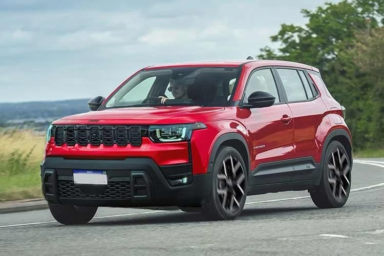 Jeep Avenger 2027 "giá mềm" lộ diện - liệu Thaco có đưa về Việt Nam?