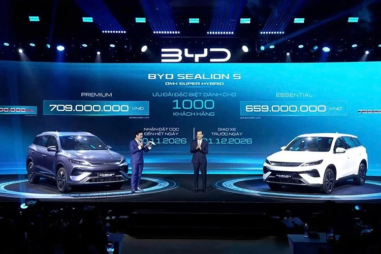 Cận cảnh BYD Sealion 5 DM-i "ăn xăng như ngửi", giá ưu đãi từ 659 triệu đồng