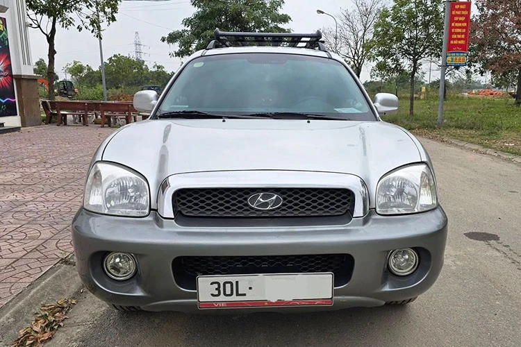 Cận cảnh Hyundai SantaFe máy dầu chỉ hơn 100 triệu tại Hà Nội