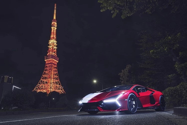 Chi tiết Lamborghini Revuelto Animae độc bản cho dân chơi Nhật Bản