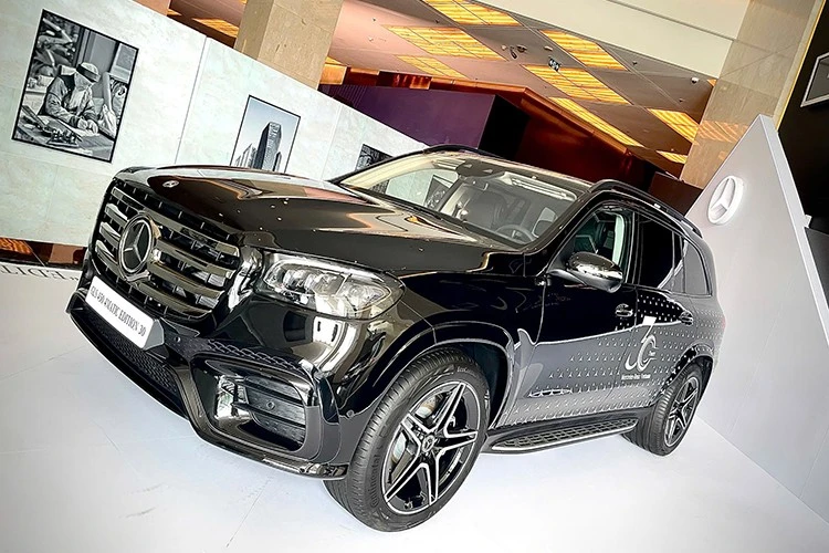 Tận thấy Mercedes-Benz GLS 450 đặc biệt gần 6 tỷ đồng tại Hà Nội