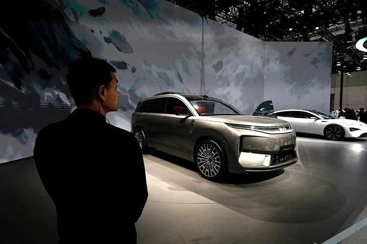 BYD sắp ra mắt Dynasty-D, sẵn sàng "đối đầu" Lynk & Co 900