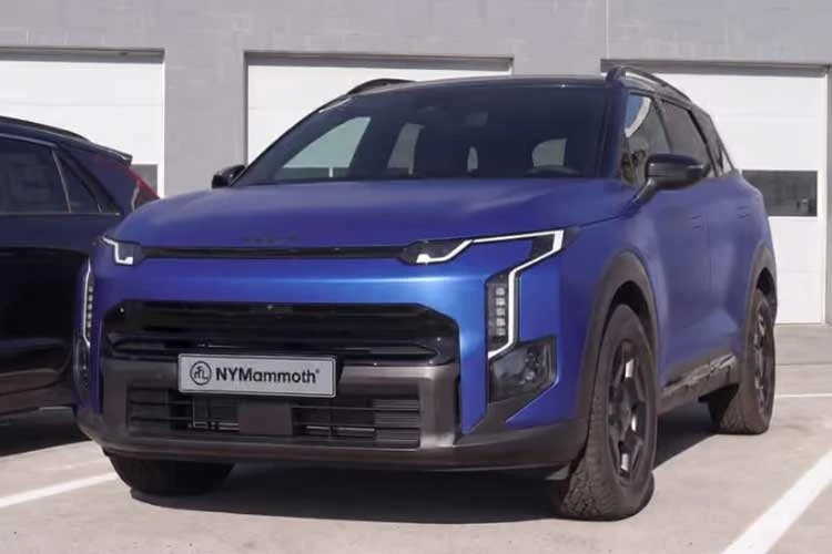 [GALLERY] Hé lộ Kia Sportage thế hệ mới - thiết kế hầm hố hơn