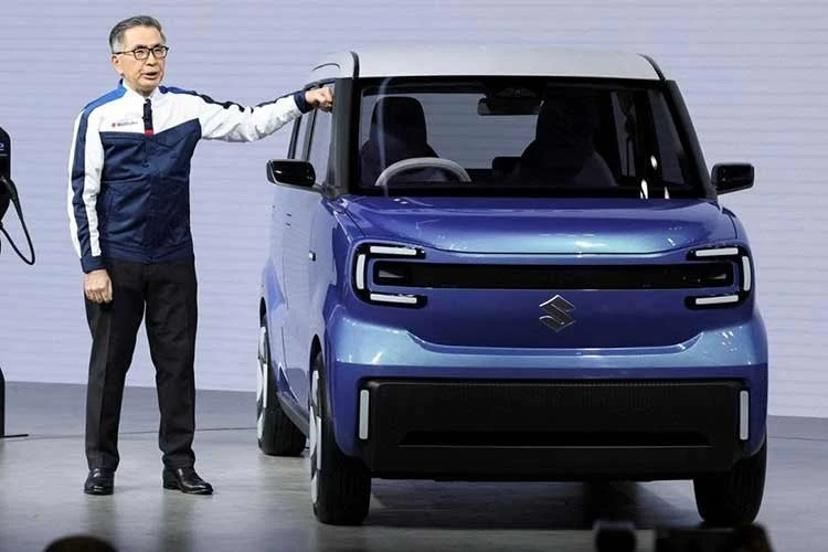 [GALLERY] Suzuki Vision e-Sky - ôtô điện siêu nhỏ, giá rẻ rục rịch ra mắt