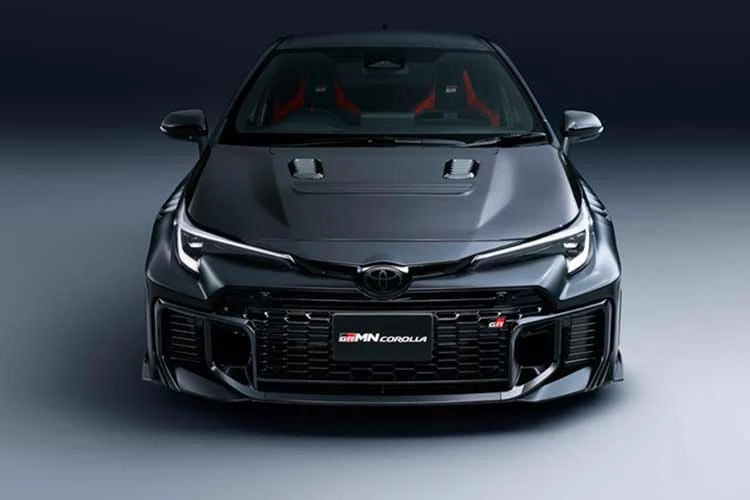 [GALLERY] Cận cảnh Toyota GRMN Corolla gần 1,7 tỷ - xe đắt nhất dòng Corolla