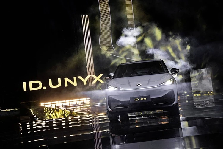 [GALLERY] Volkswagen ID. Unyx 07 mở bán chỉ từ 454 triệu, đấu Toyota Camry
