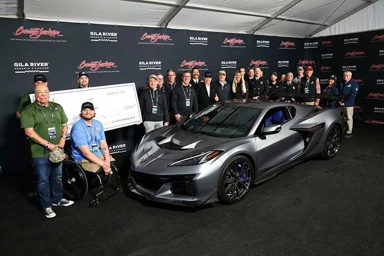 Chevrolet Corvette ZR1X VIN 001 bán hơn 64 tỷ đồng làm từ thiện