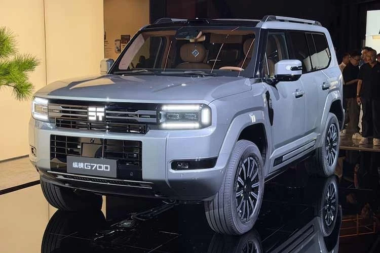 [GALLERY] Chery Jetour G700 2027 ra mắt "giống hệt" Toyota Land Cruiser Prado
