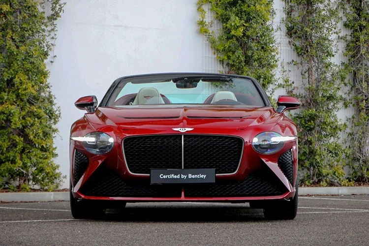 Bentley Bacalar siêu hiếm mới chạy 1.000km lỗ hơn 1,1 triệu USD